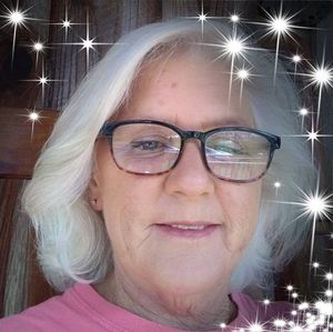 Meet your Posher, Phyllis